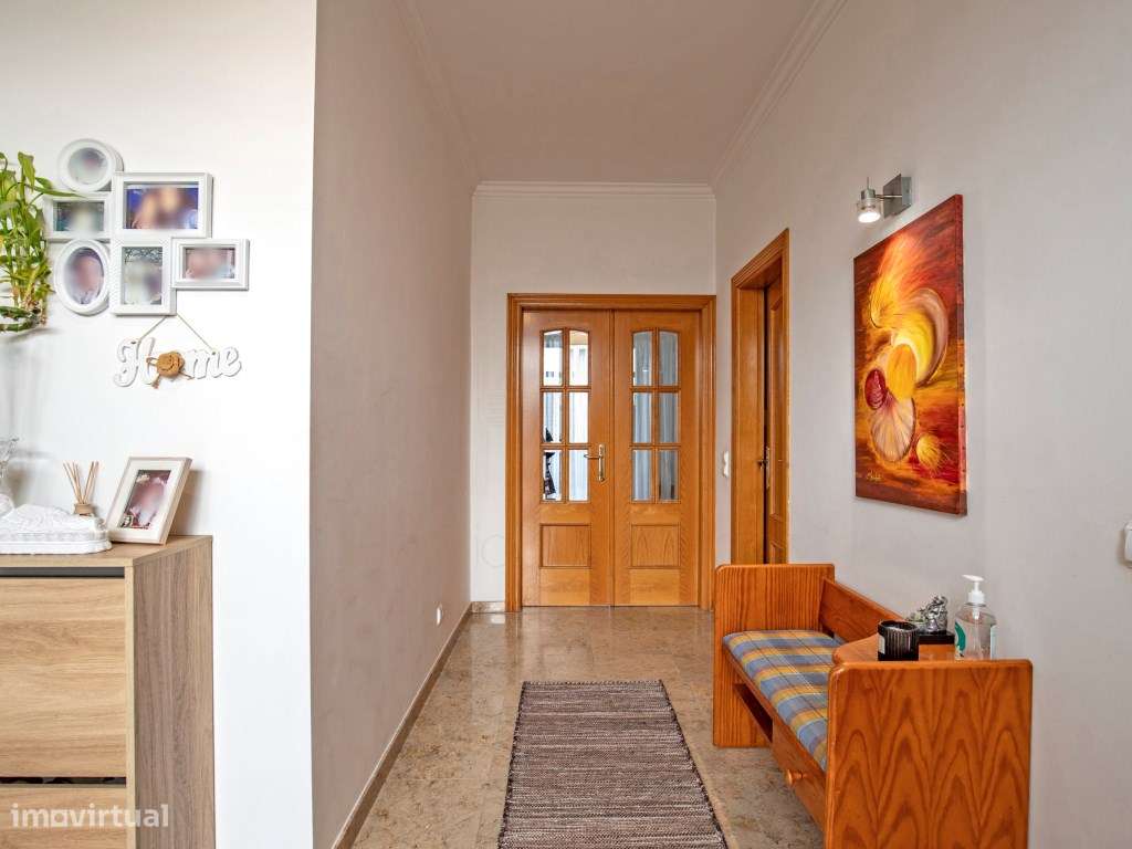EXCLUSIVO | Moradia T3 perto das escolas - Castelo, Sesimbra - Grande imagem: 5/54