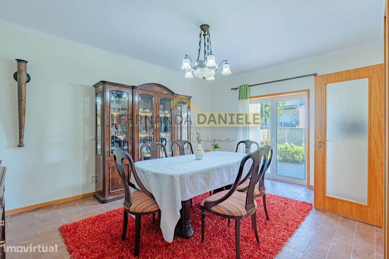 Moradia em Travanca com 3 suítes e 1425m2 de terreno-14