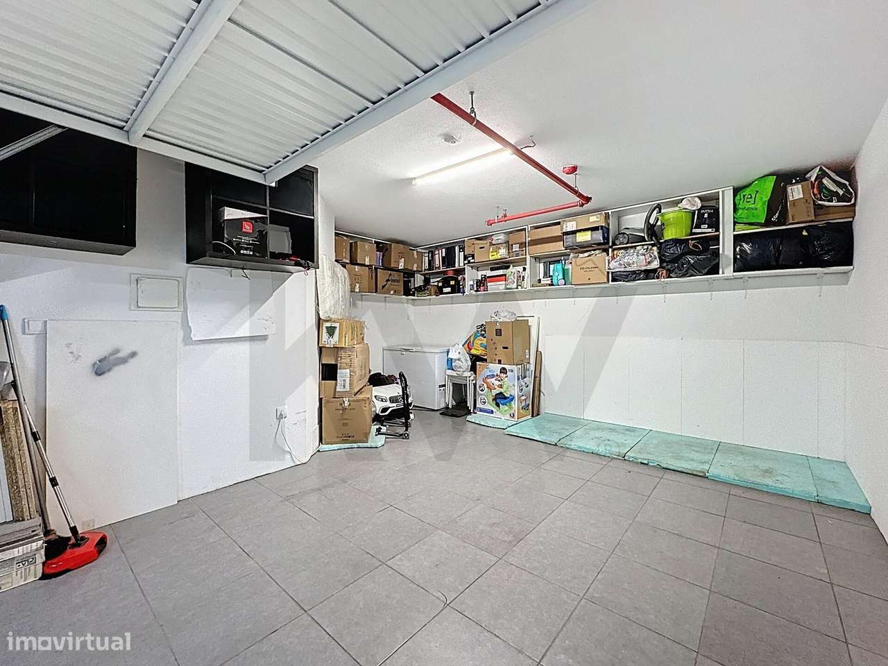 Apartamento T2 c/ Garagem Fechada em Perfeito Estado- Urbanização Pass-30