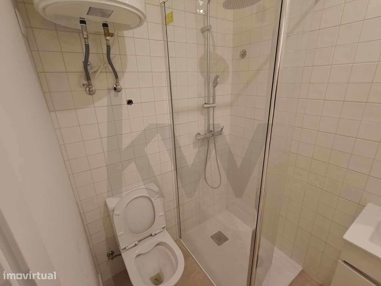 Estúdio T0 Remodelado com 23,5m2 – Foros de Amora (Oportunidade) - Grande imagem: 5/11