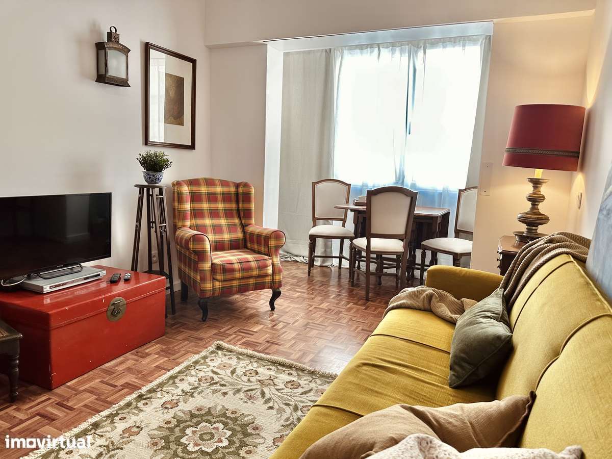 T2 renovado a 10min do metro e ao lado de escolas - Grande imagem: 4/17