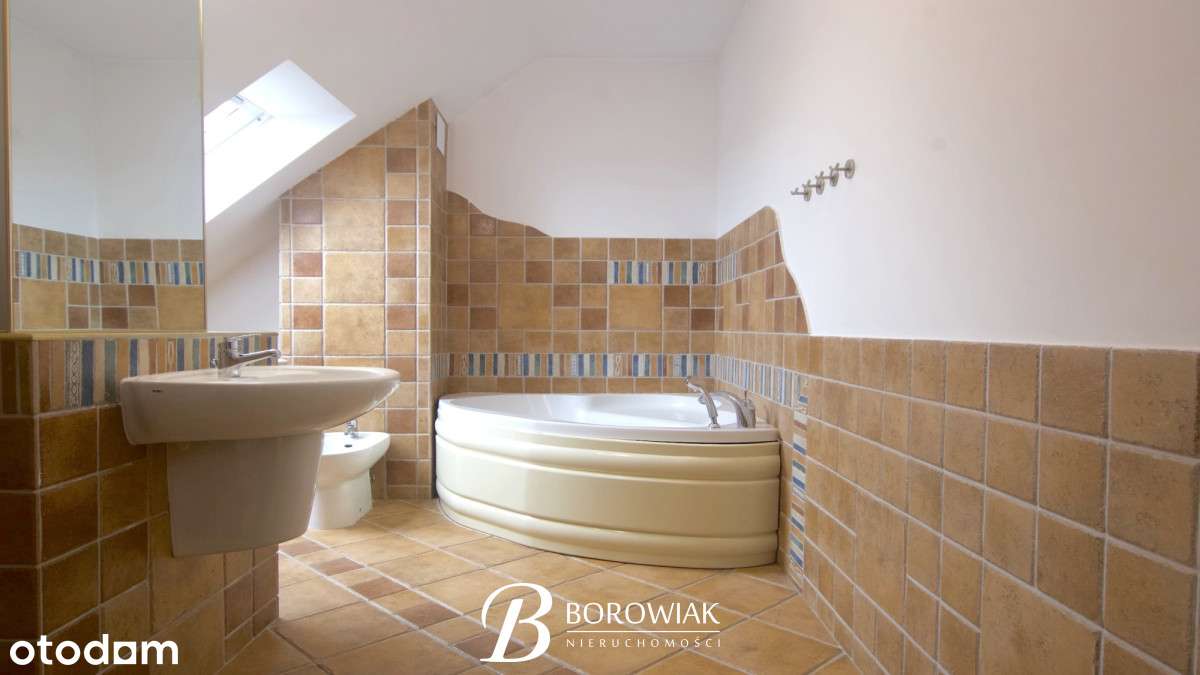 Przestronne, dwupoziomowe mieszkanie | os. Korczak-16