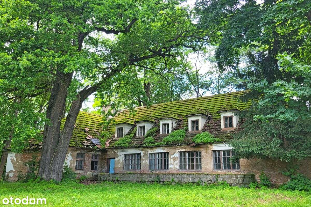 Zabytkowy Xix w. dwór w Rożnowie nad Dunajcem-14