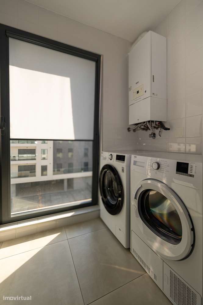 Apartamento T2 c/varanda, garagem e arrumos - 3o andar Prelada Ramalde - Grande imagem: 5/18