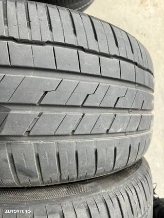 vând 2 anvelope 275/40/21 hankook de vară cu runflat second - 4