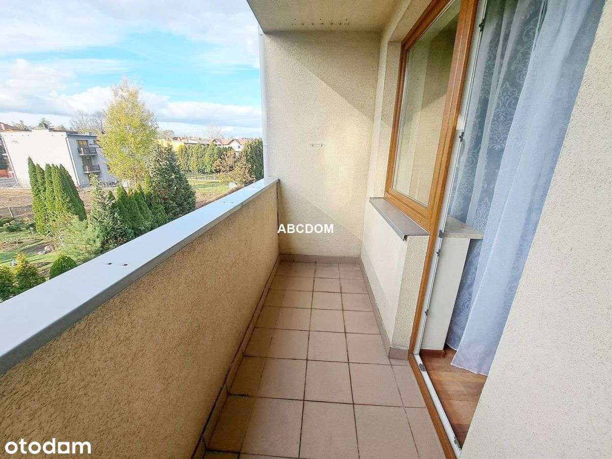 Płaszów - dwa pokoje, jasna kuchnia, 1 piętro-18