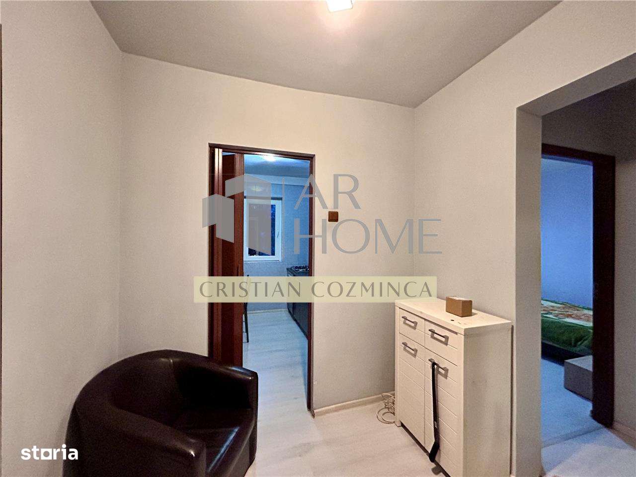 Apartament 2 camere, decomandat, Lamaita, Ploiesti - Imagine principală: 4/12