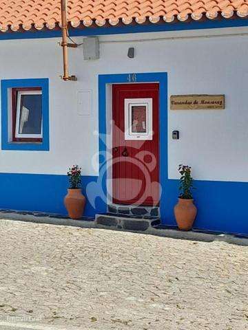 Moradia T2 em Ferragudo - Monsaraz-1