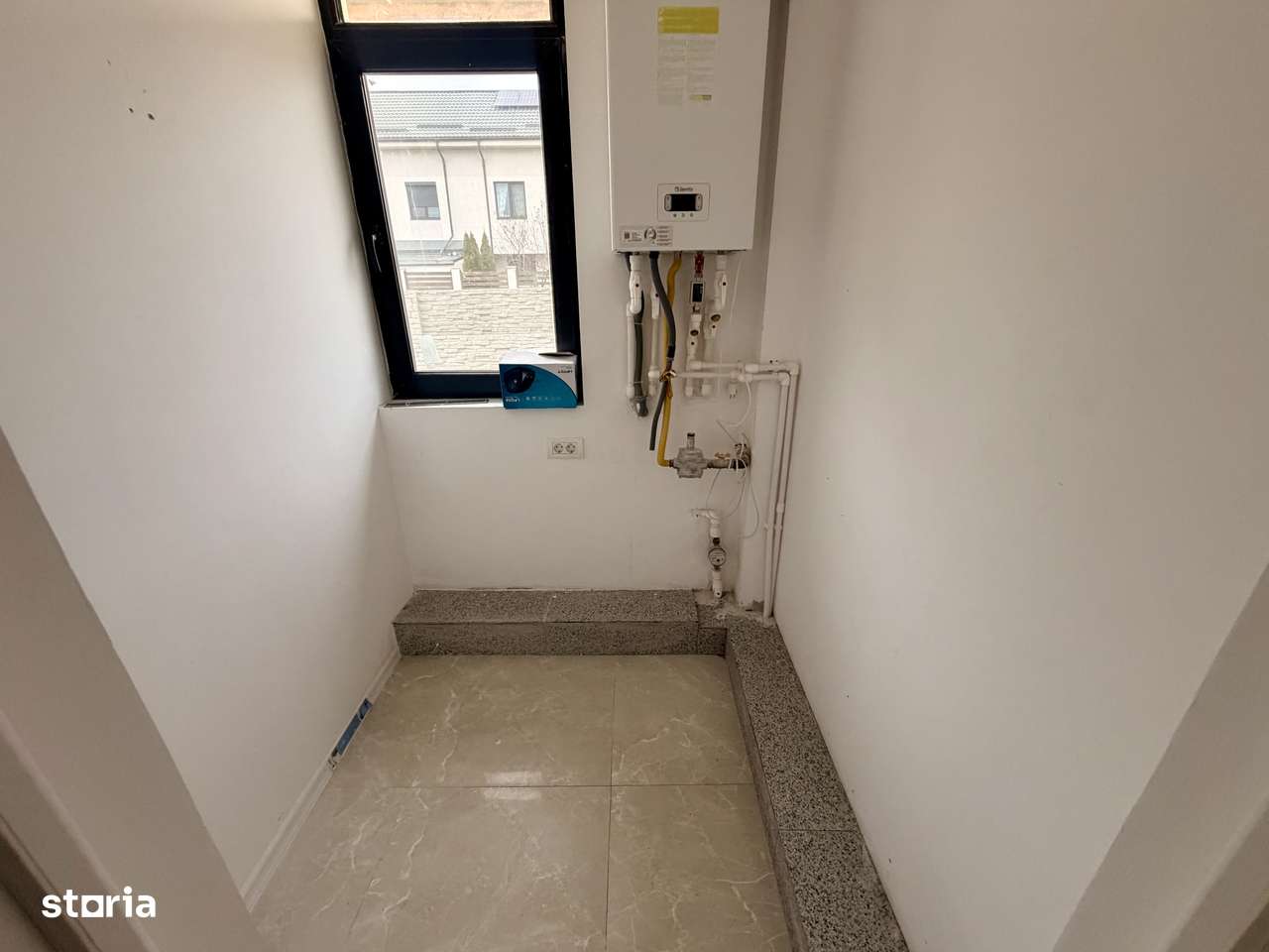 Imobil pretabil magazin sau restaurant cu terasa - Imagine principală: 4/18