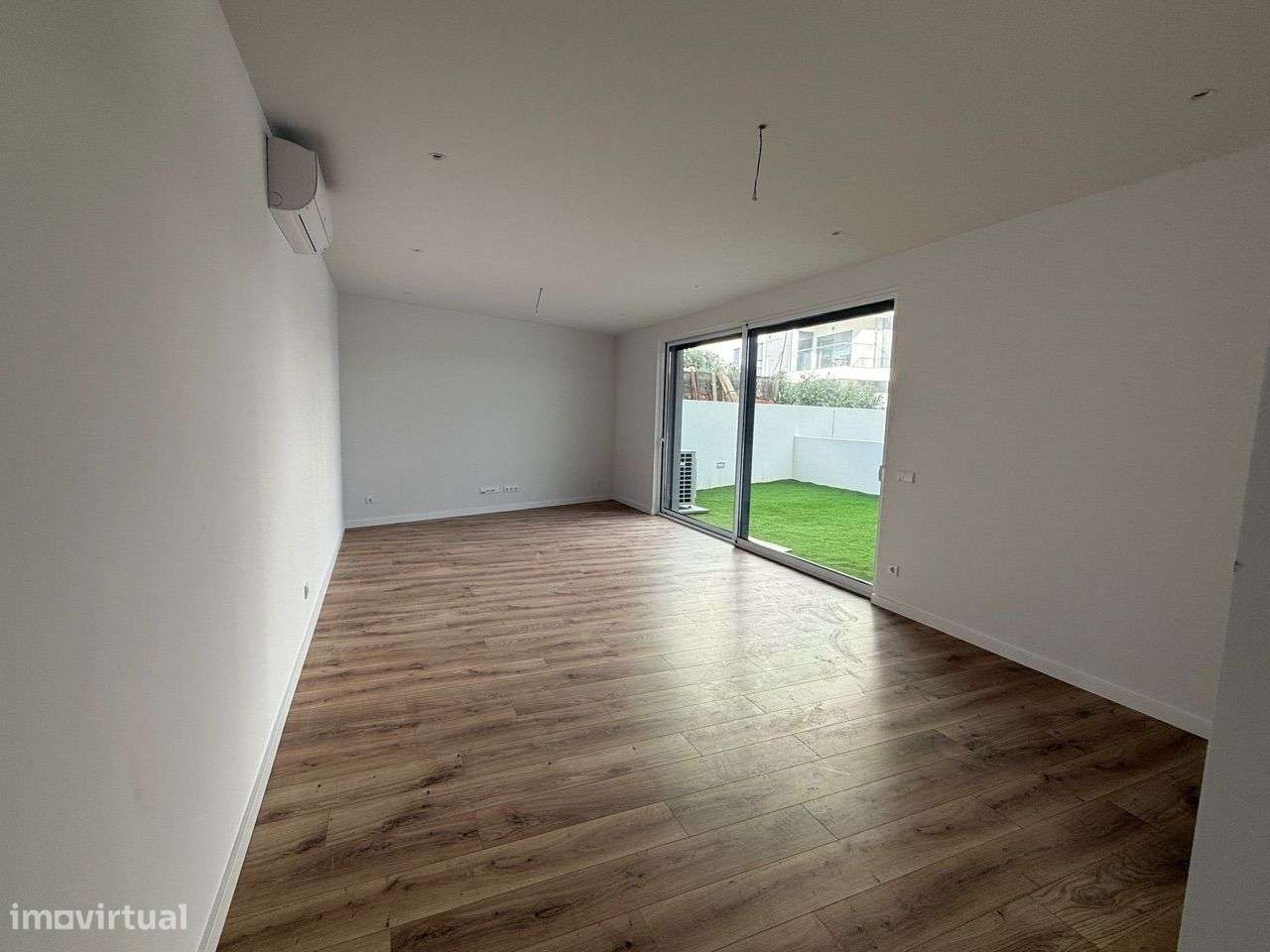 T2 Porto com terraço 28m2-11