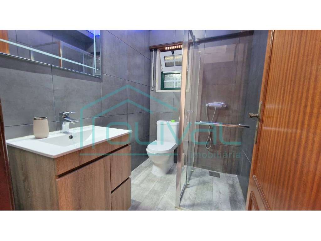 Apartamento T3 Porto Alto-24