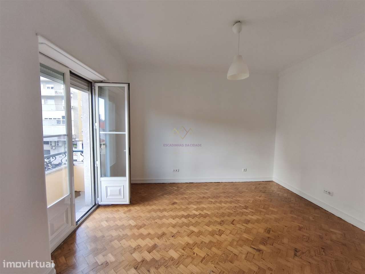 T3 Duplex na Graça a 7 min do Metro e Comboio - Grande imagem: 4/37