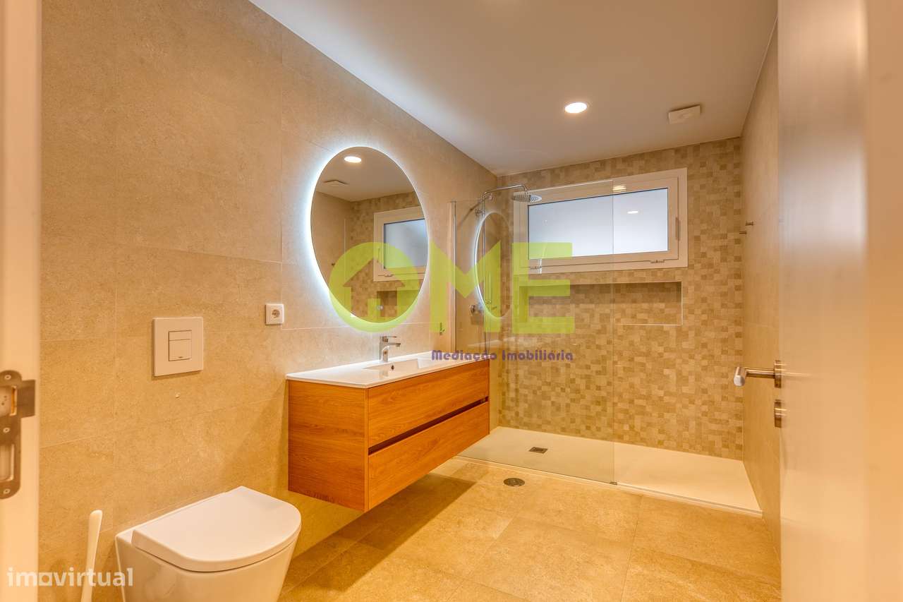 Moradia T3 à Venda em Localização Privilegiada-31