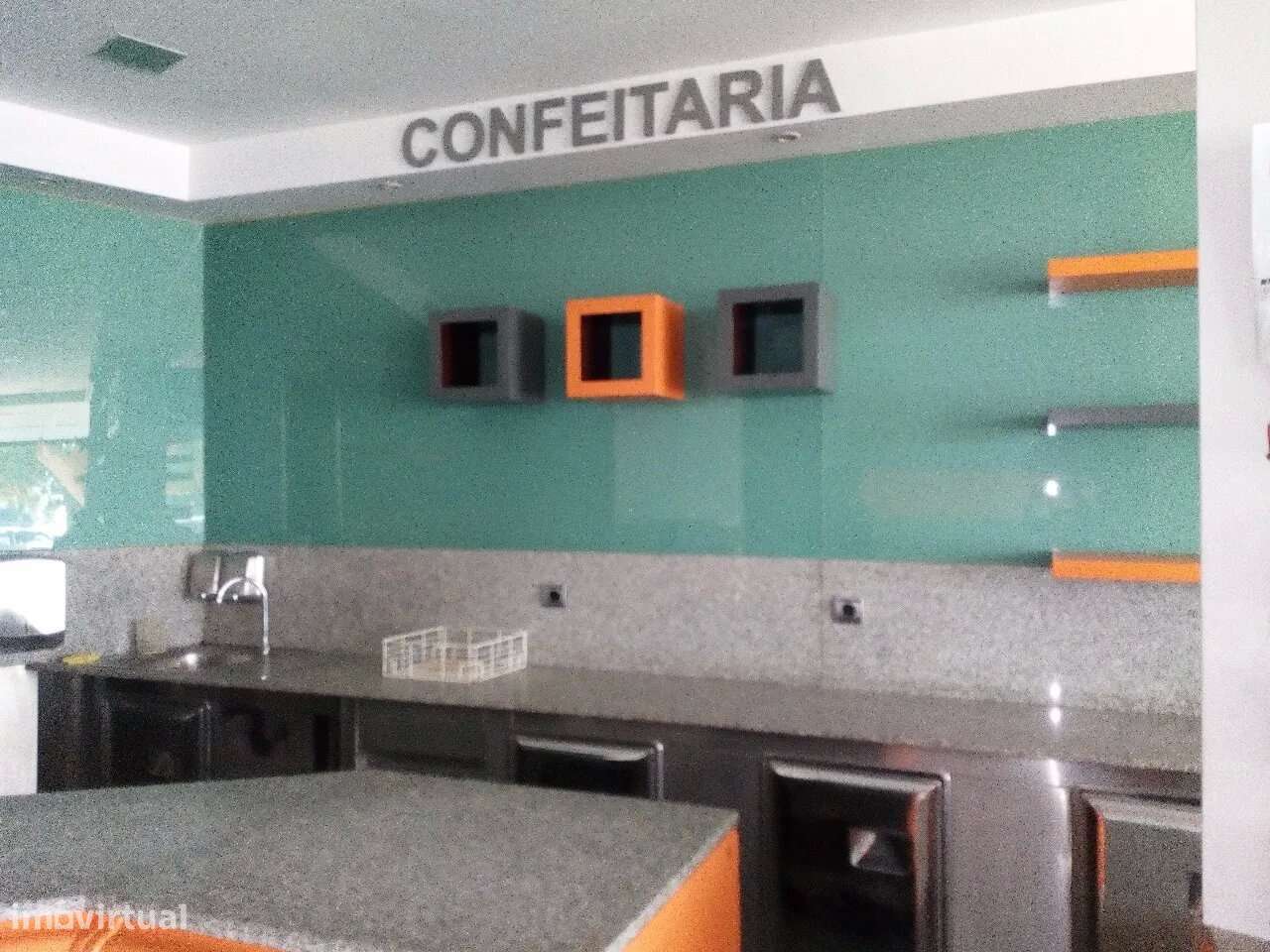 Padaria/Confeitaria/Cafetaria para arrendamento em Vila de Cucujães - Grande imagem: 2/4