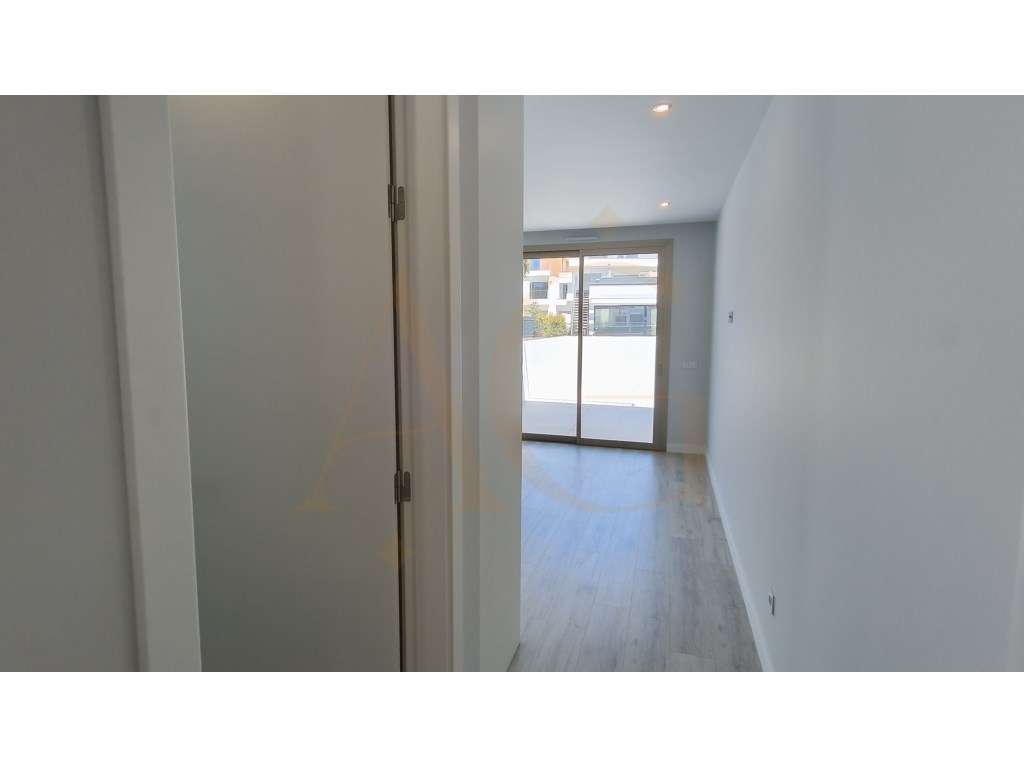 Apartamento T2 com piscina e garagem em Cabanas de Tavira-5