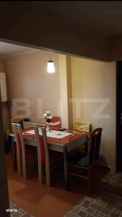 Apartament 2 camere, zona Micro14 , cu acoperis si balcon inchis - Imagine principală: 5/13