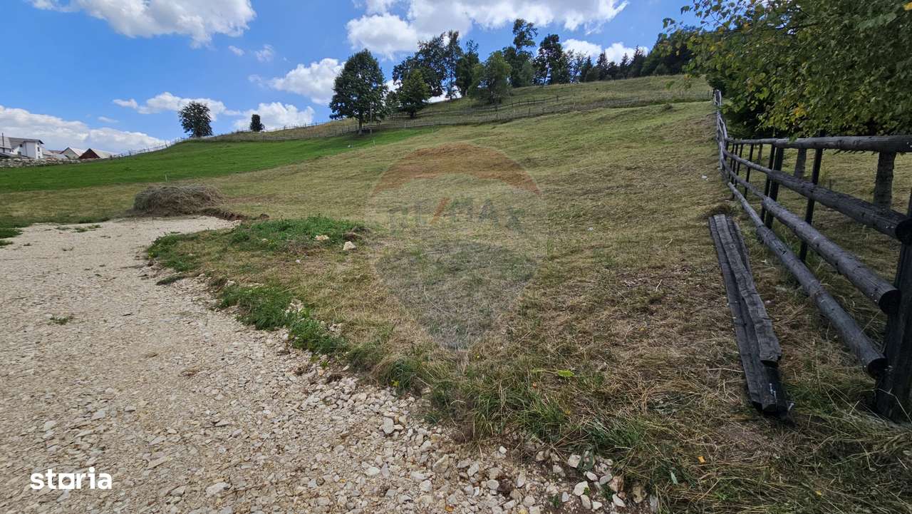 Teren la inaltime, 1034mp, Fundata- cea mai inalta localitate din tara - Imagine principală: 4/14