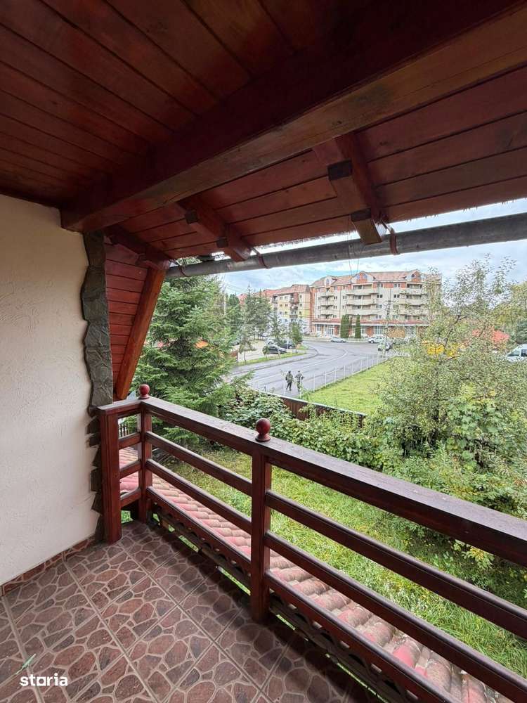 Casă complet renovată, pentru locuință sau pensiune turistică!-11