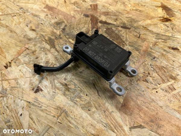 RADAR SENSOR DISTRONIC RENAULT CLIO V 284475853R 2019- - 2