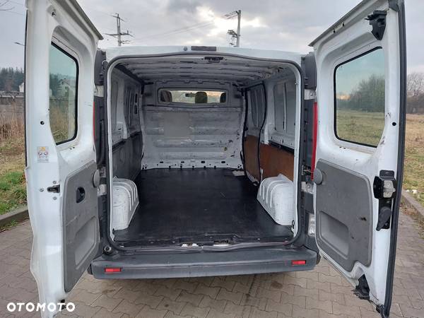 Opel Vivaro - 6