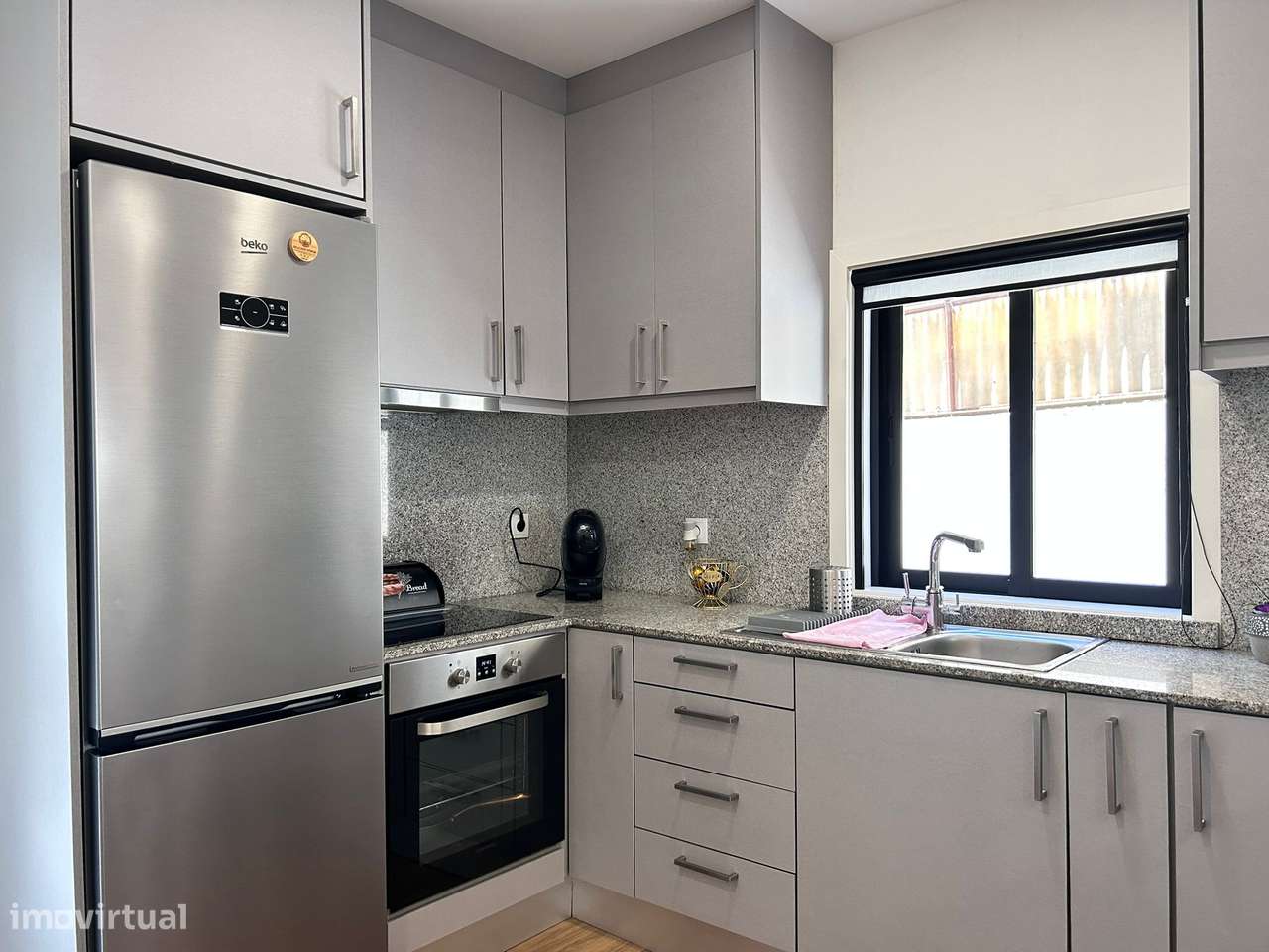 Moradia Bifamiliar  renovada T2+T1, Baguim do Monte-23