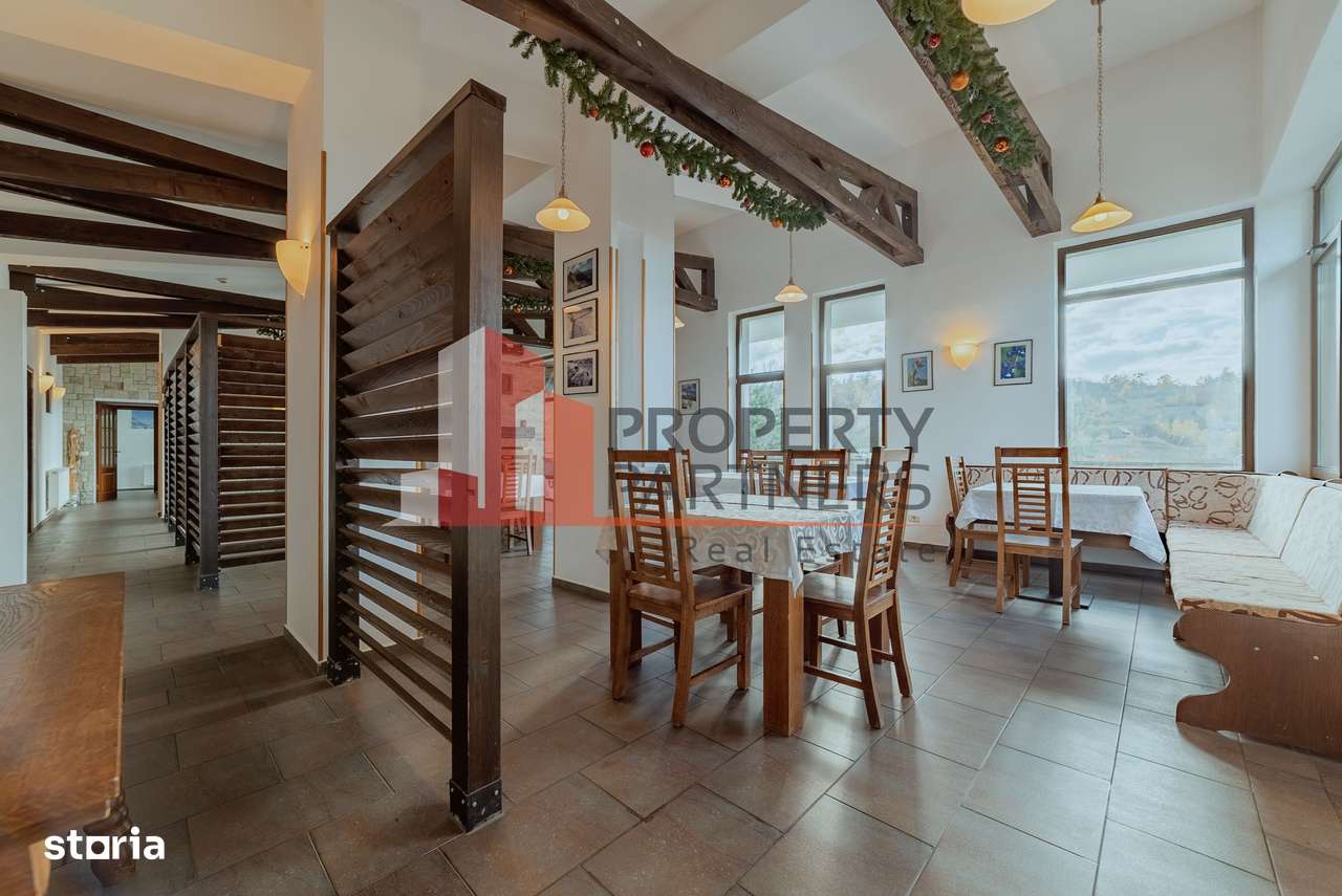 Pensiune  în Bran, sat Poarta – Afacere la cheie, locație premium - Imagine principală: 3/20