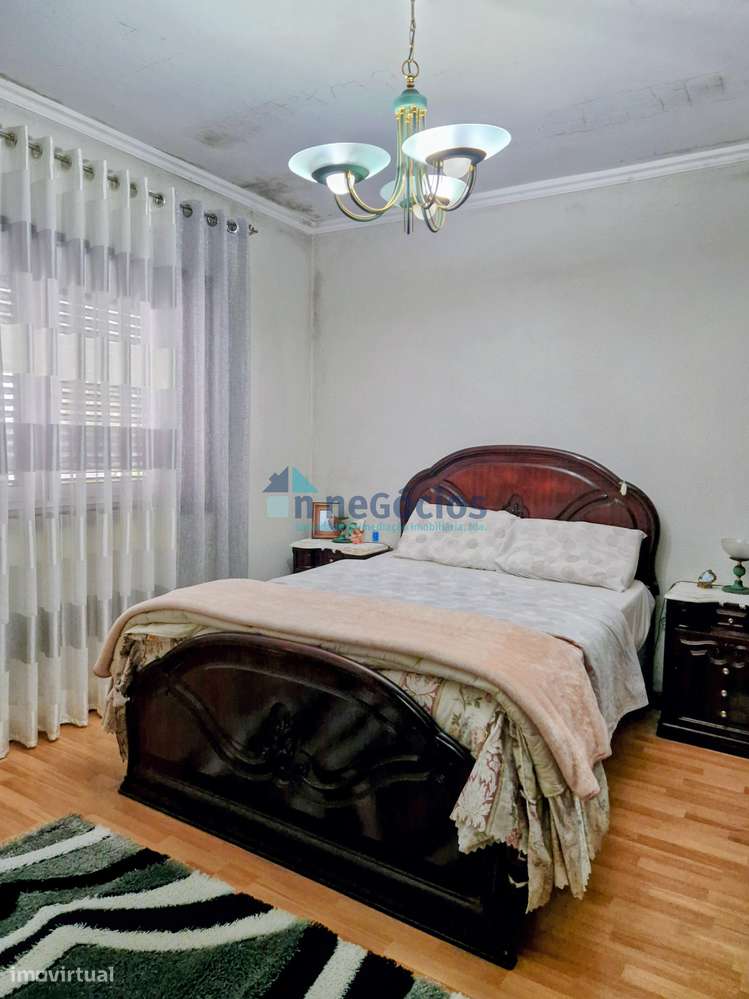 Moradia térrea - Bom estado de conservação-16