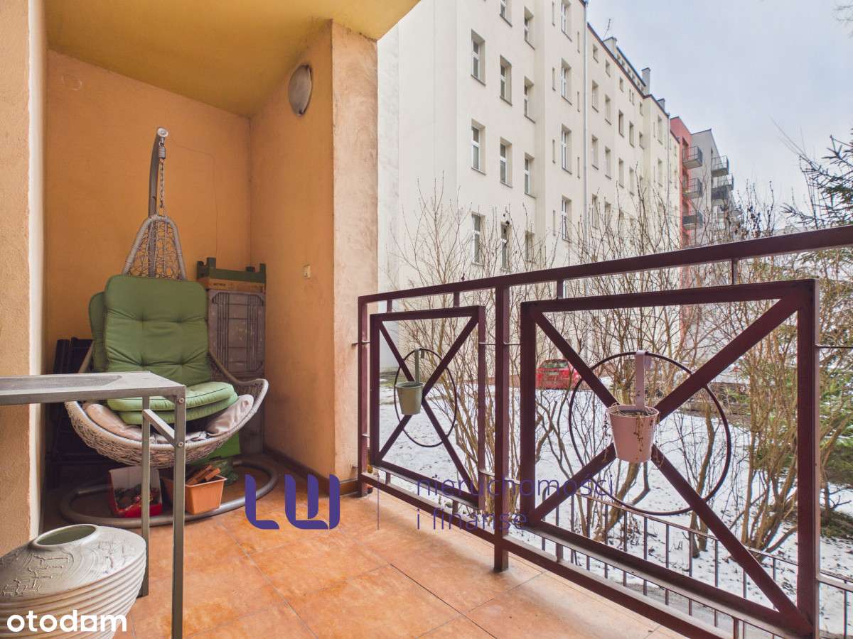 3 duże pokoje, wanna, loggia, wyjście na patio-9