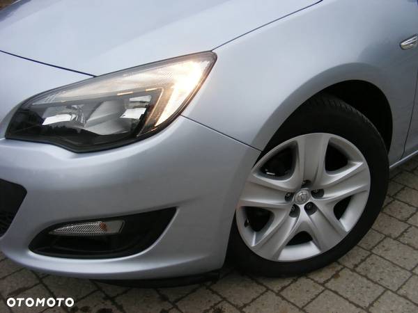 Opel Astra 1.4 ECOFLEX Edition - 32