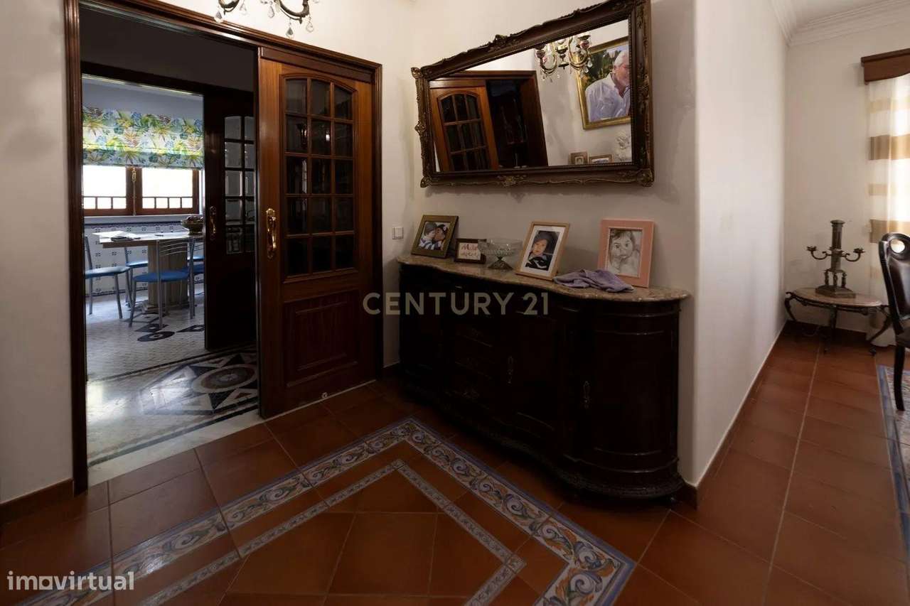 Moradia T3 no Jardim de Cima - Santarém-4