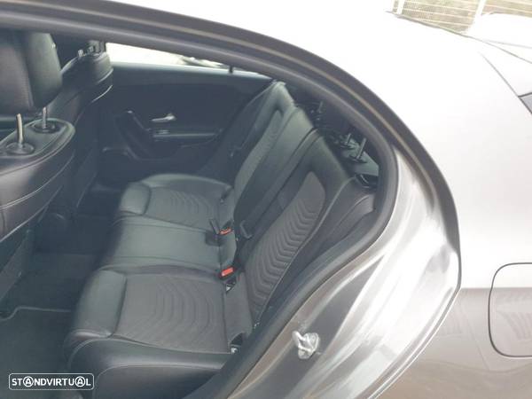 Mercedes-Benz A 180 d Progressive Aut. - 18