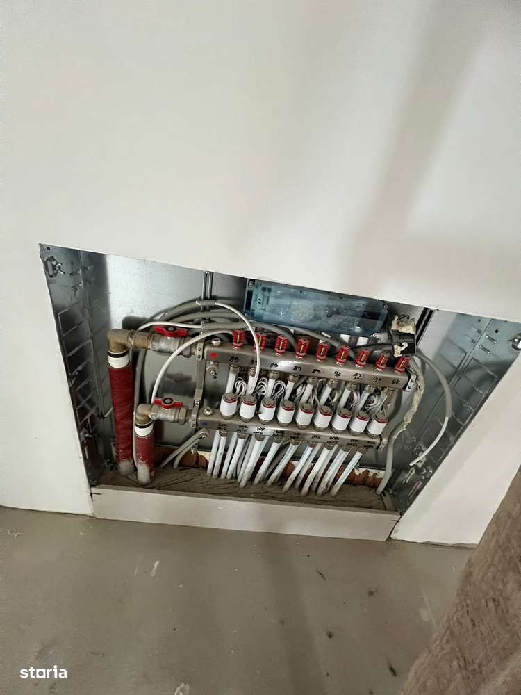 Casa P+1E - Zavoaie + teren 500 mp - toate utilitatile - Imagine principală: 4/11