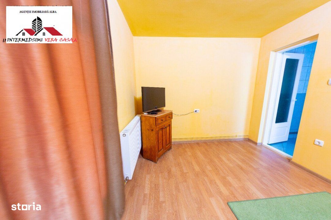 OFERTA! Vila si Hala de vanzare 24300 mp la 13 km de Alba Iulia