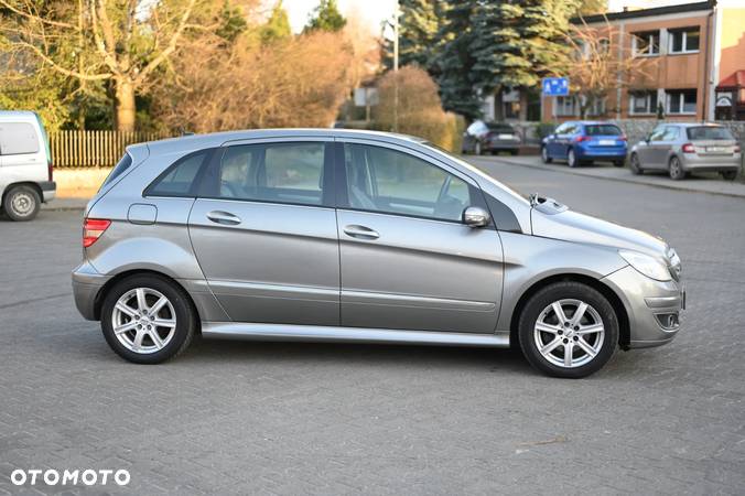 Mercedes-Benz Klasa B 200 SPORT EDITION - 4