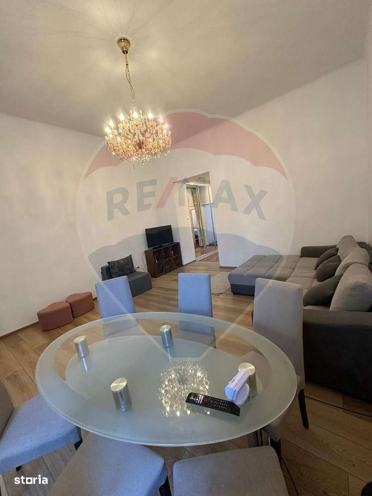 Apartament cu 3 camere de închiriat în Piata Mare /Sibiu - Imagine principală: 2/7