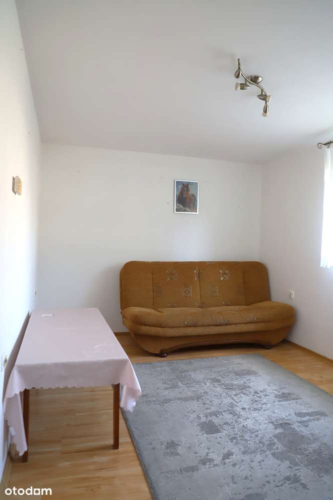 Dwa niezależne lokale mieszkalne + odrębna działka 715 m2 - Pełny obrazek: 4/11