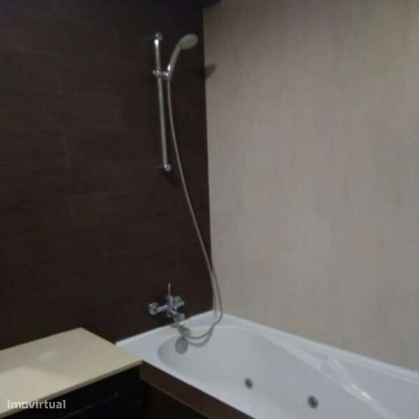 Excelente T2 com garagem!-22