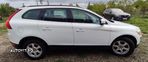 Volvo XC 60 D4 Momentum - 9