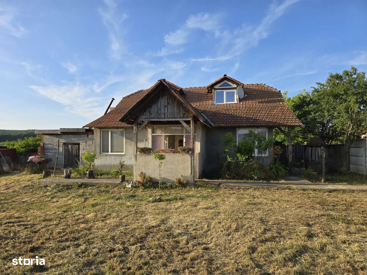 Casa + teren de vanzare loc. Sumugiu - Imagine principală: 4/12