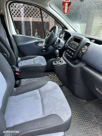 Opel Vivaro - 22