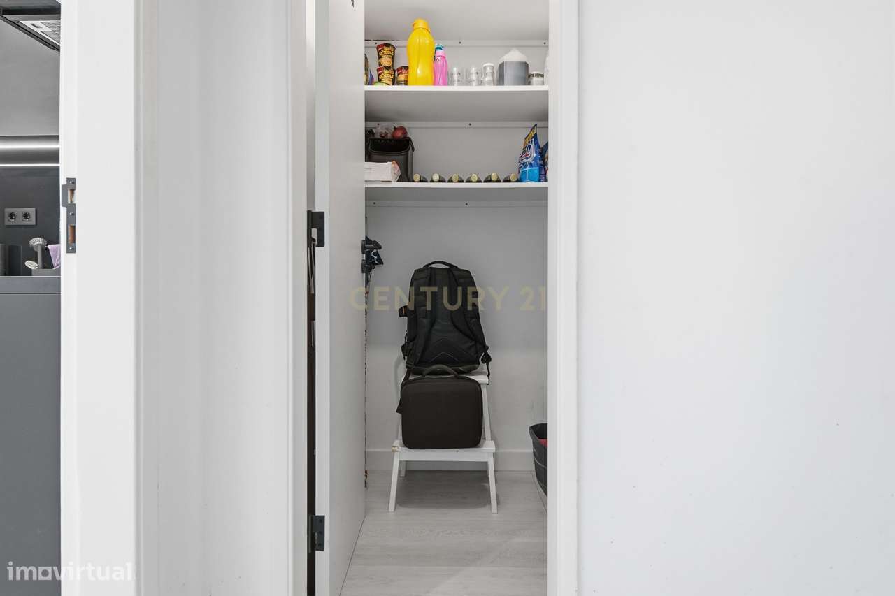 Fantástico Apartamento T3 com Excelente Localização-55