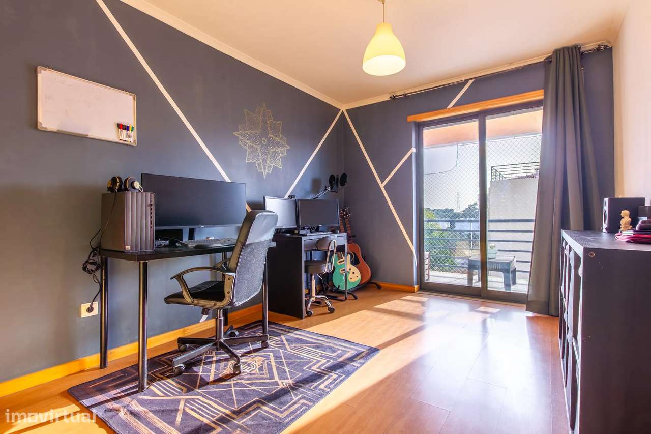 Apartamento T3 - Com Lugar de Parqueamento - Quinta do Anjo, Palmela-17