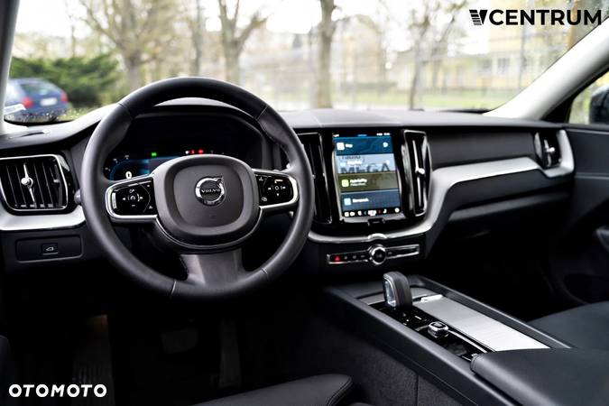 Volvo XC 60 B4 D AWD Plus Bright - 9