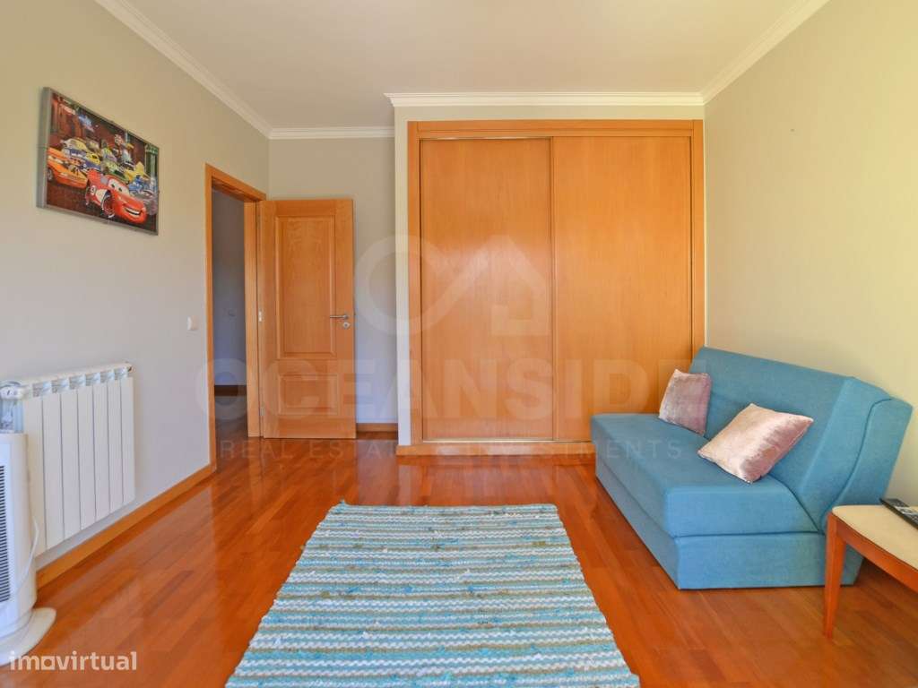 Moradia T4+2 com piscina na Urb. Lombas (São Domingos de Rana)-21