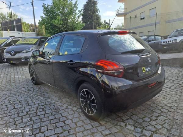 Peugeot 208 1.2 PureTech Active - 7