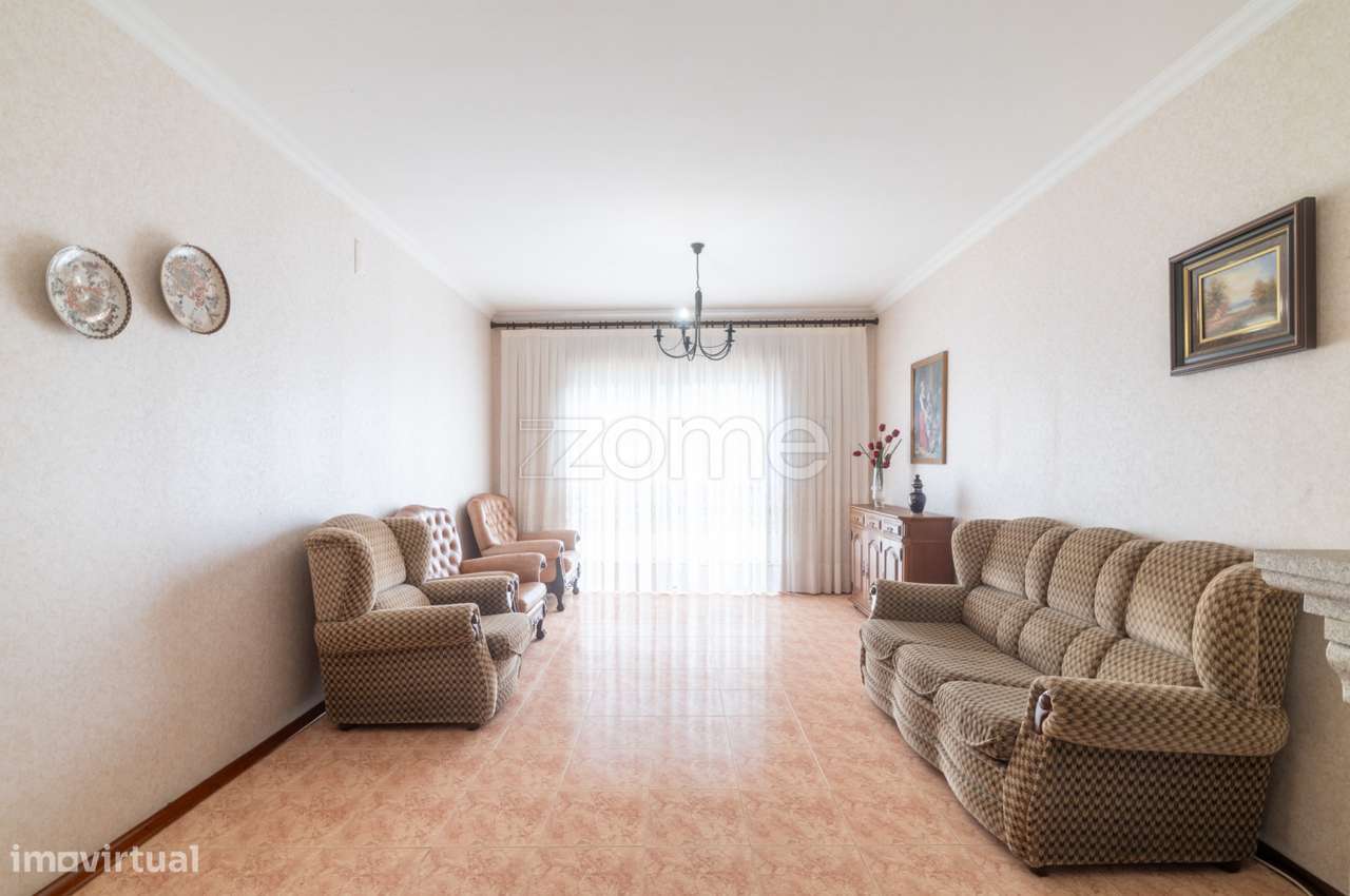 Moradia com 4 pisos a 300 metros da praia em Vila do Conde - Grande imagem: 3/60