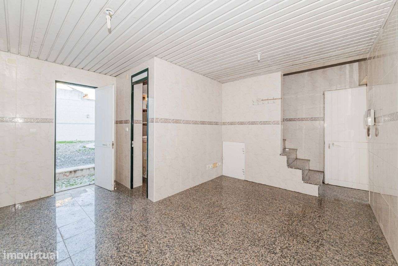 vende-se Moradia 8 quartos em Algueirão - Grande imagem: 4/38