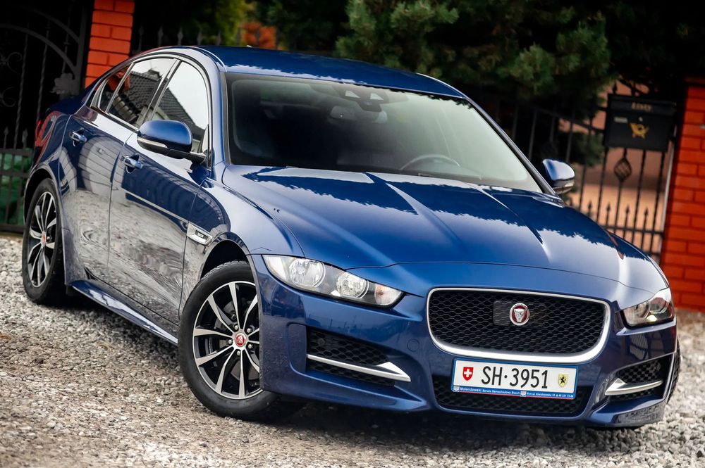 Jaguar XE 20d R-Sport Ingenium Edition 2016