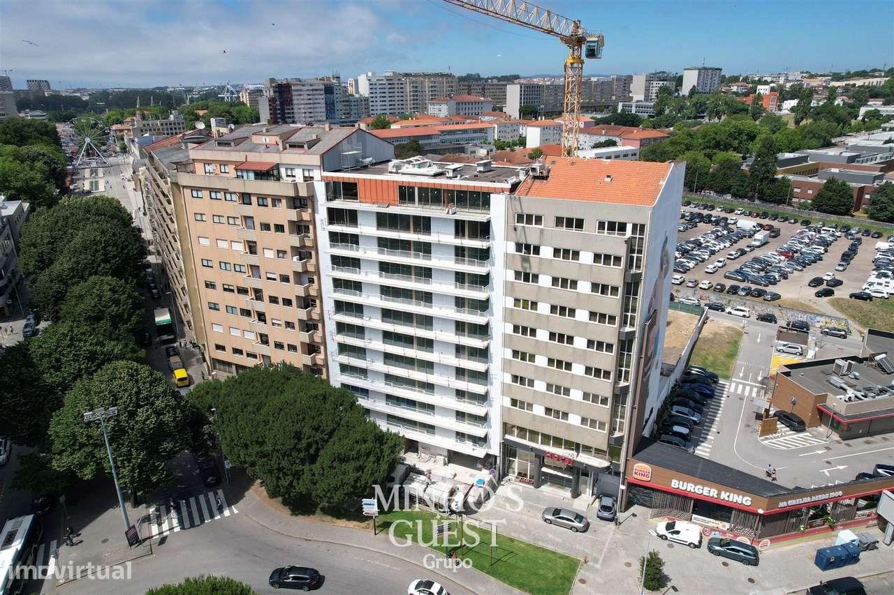 Apartamento T1 de Luxo c/ AC, Elevador e Garagem - Matosinhos-23