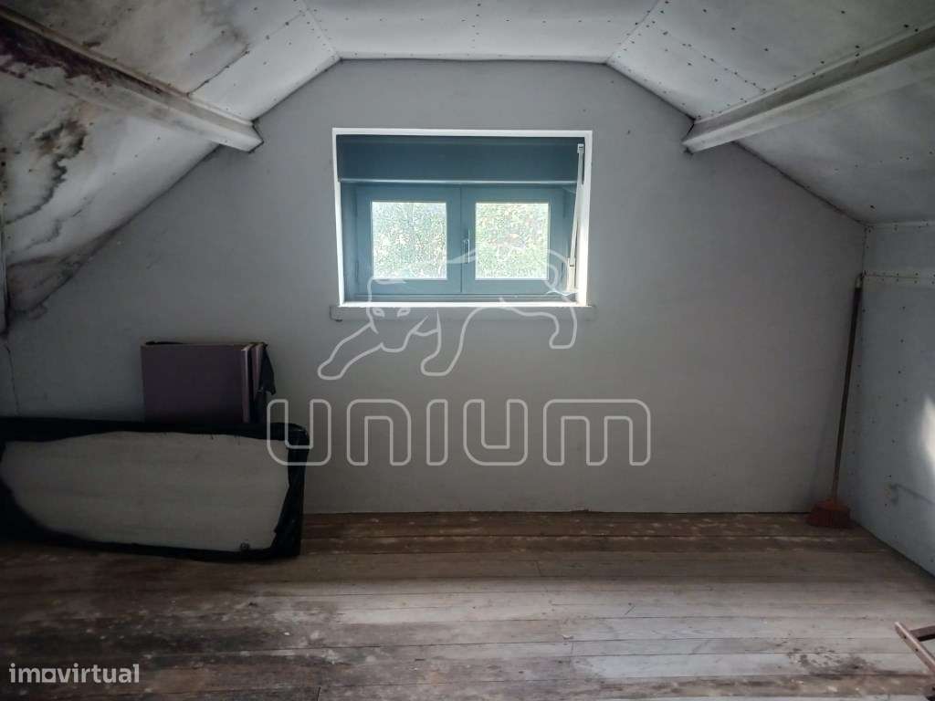 Moradia T3 perto do Rio Minho-15